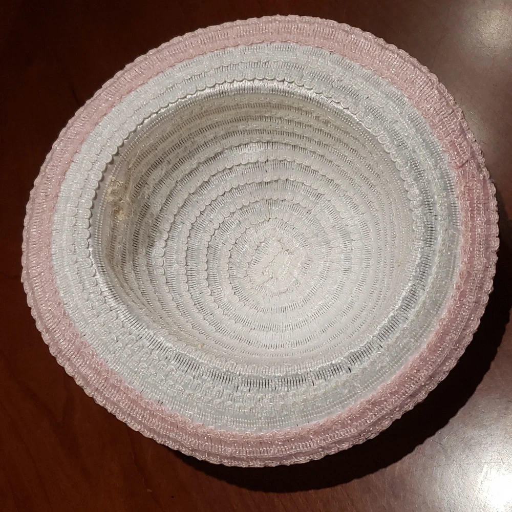 Girls hat NWOT White Pink